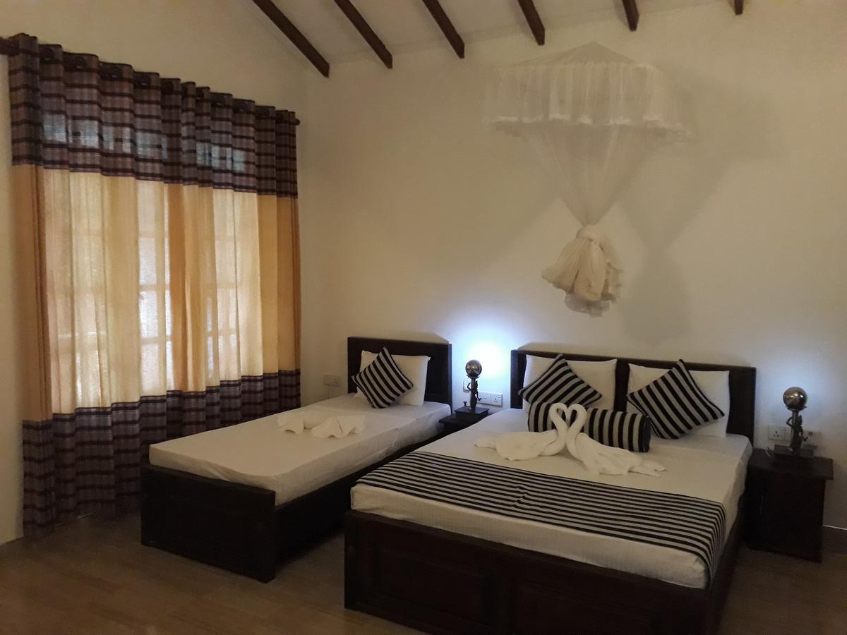 Isanka Lion Lodge Sigiriya Eksteriør bilde